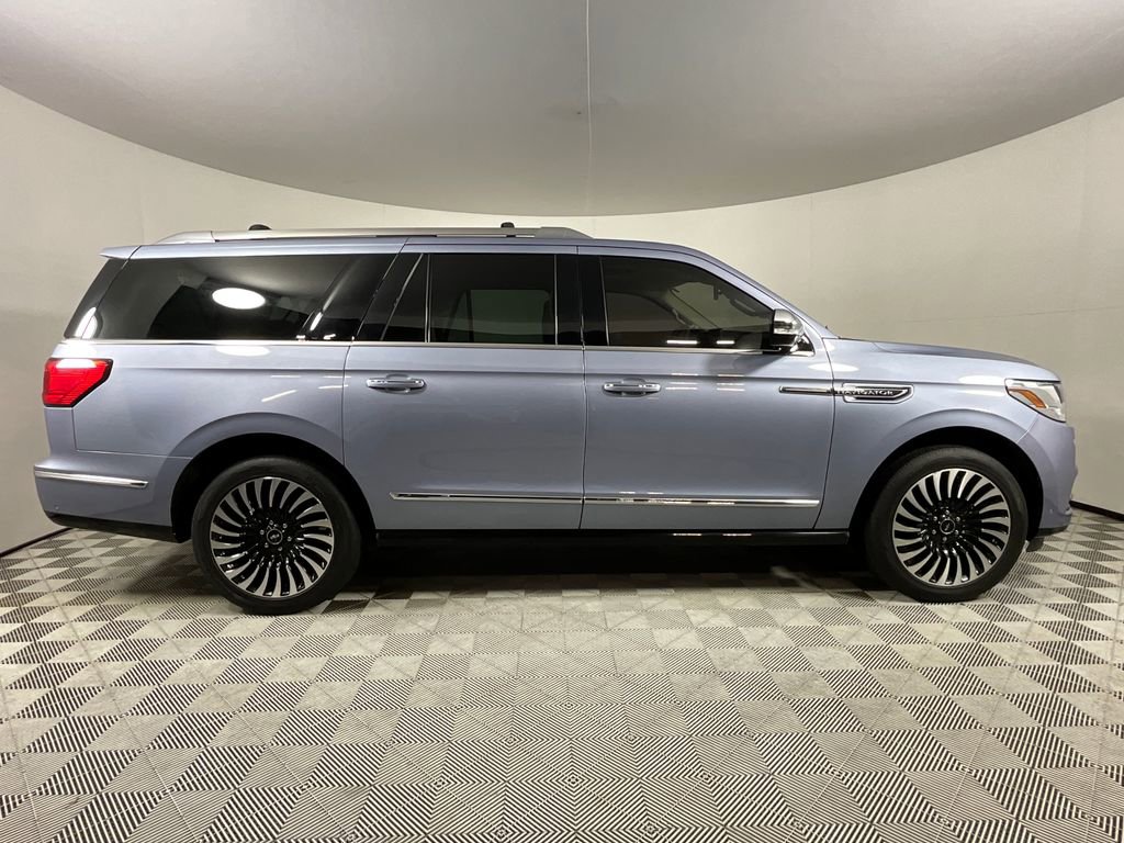 Used 2021 Lincoln Navigator L Black Label w/ Cargo Convenience Package AWD/4WD image 5