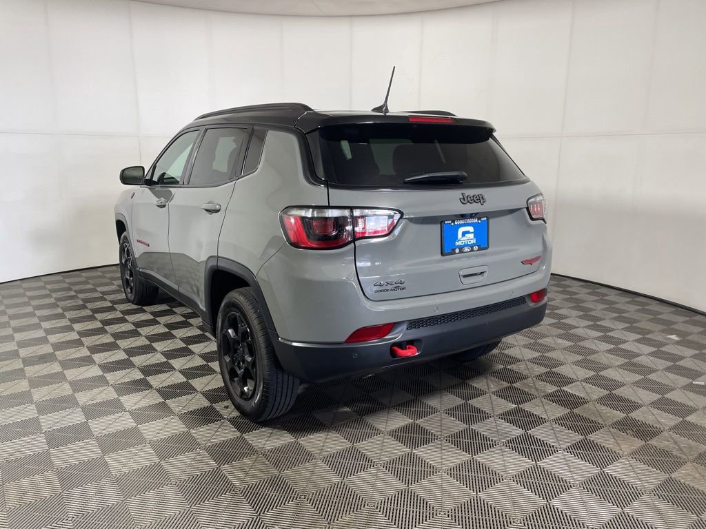 Used 2024 Jeep Compass Trailhawk AWD/4WD image 5