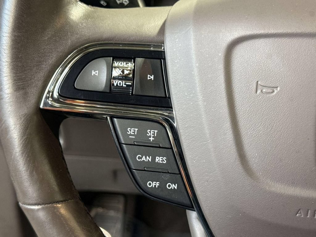 Certified 2023 Lincoln Nautilus Reserve AWD/4WD image 20
