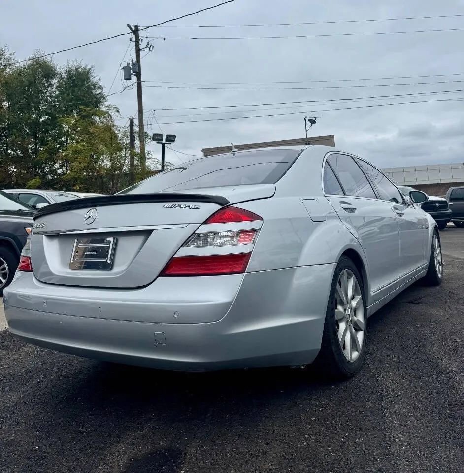Used 2007 Mercedes-Benz S 550 image 2