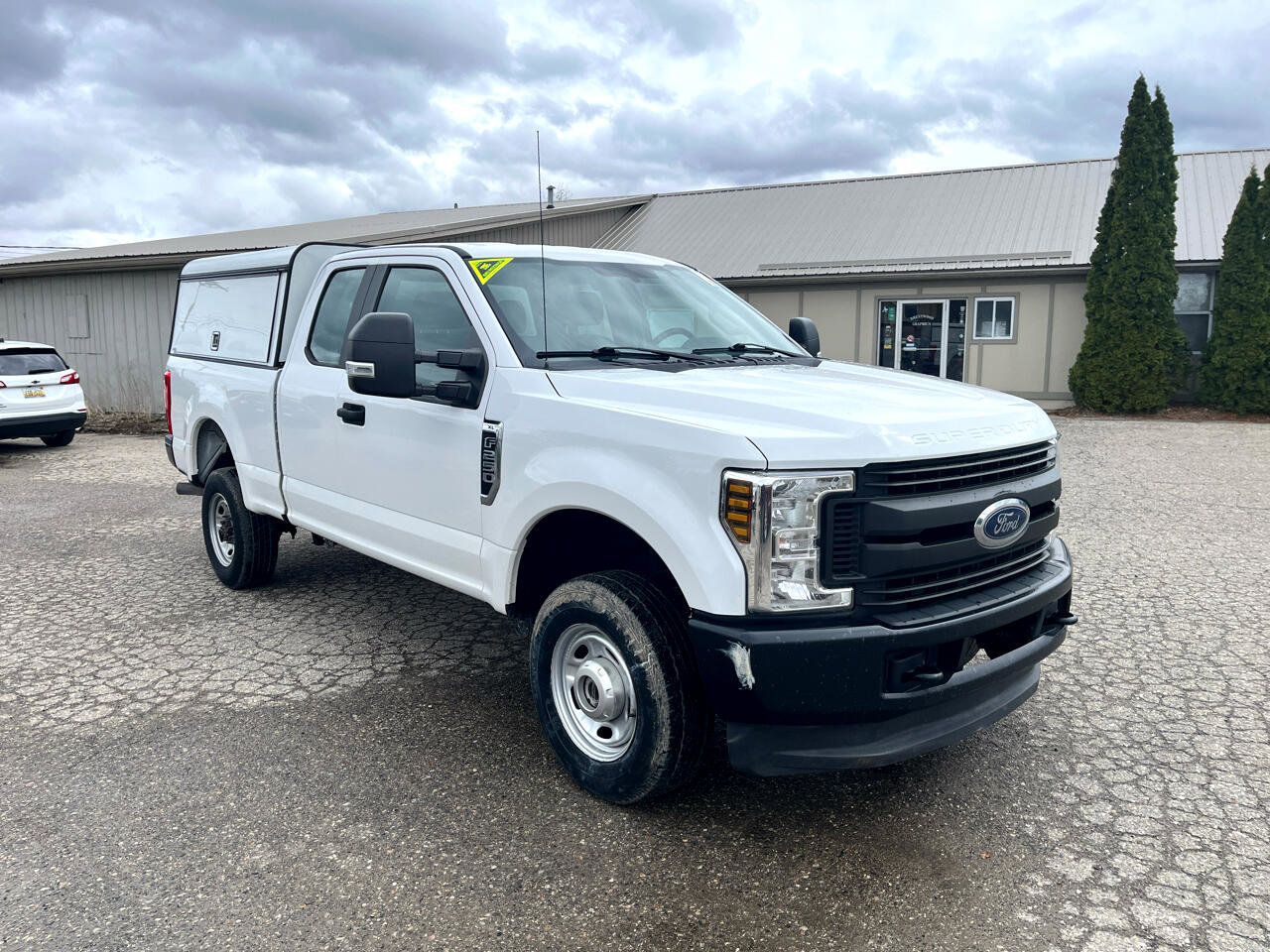 Used 2019 Ford F250 XL w/ Power Equipment Group image 7