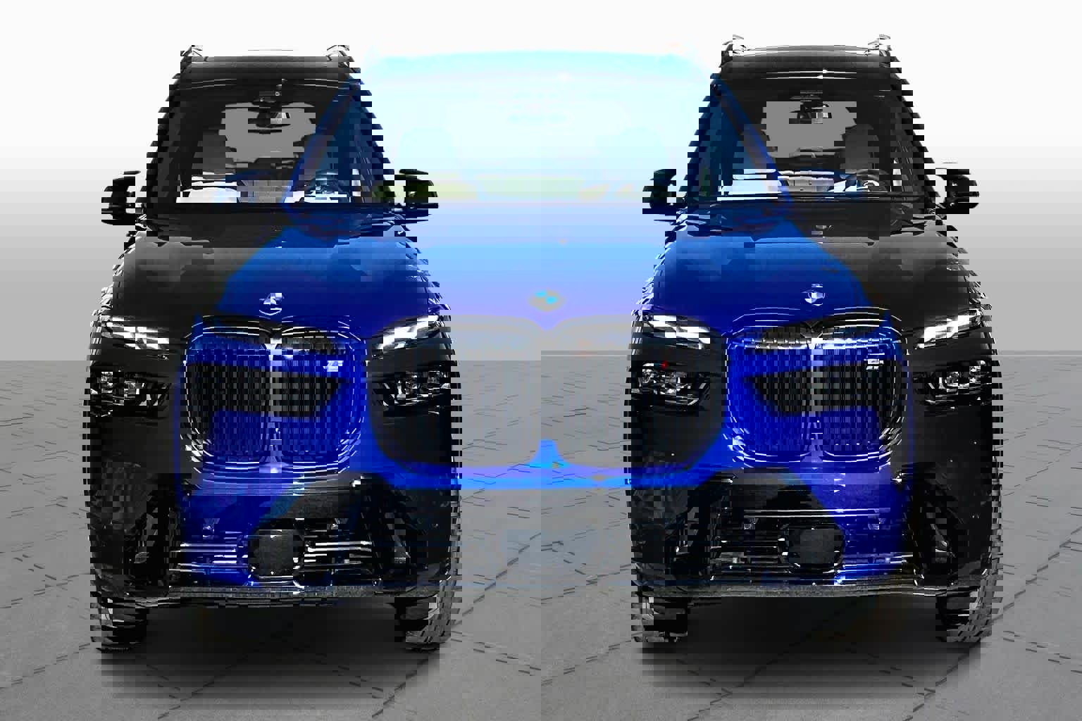 Used 2026 BMW X7 M60i image 4