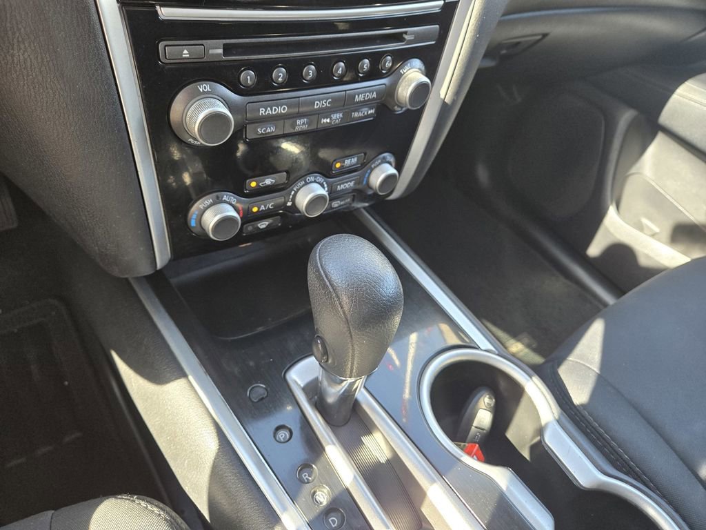 Used 2017 Nissan Pathfinder S FWD image 19