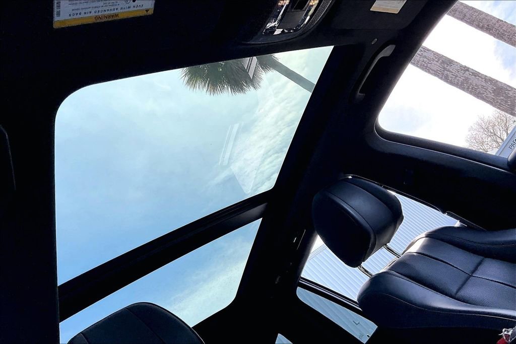 Used 2021 Mercedes-Benz GLS 580 4MATIC image 28