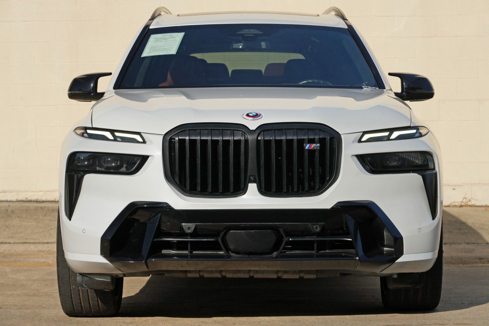 Used 2023 BMW X7 M60i w/ Climate Comfort Package AWD/4WD image 7