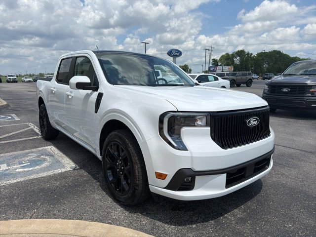 Used 2025 Ford Maverick Lobo AWD/4WD image 3