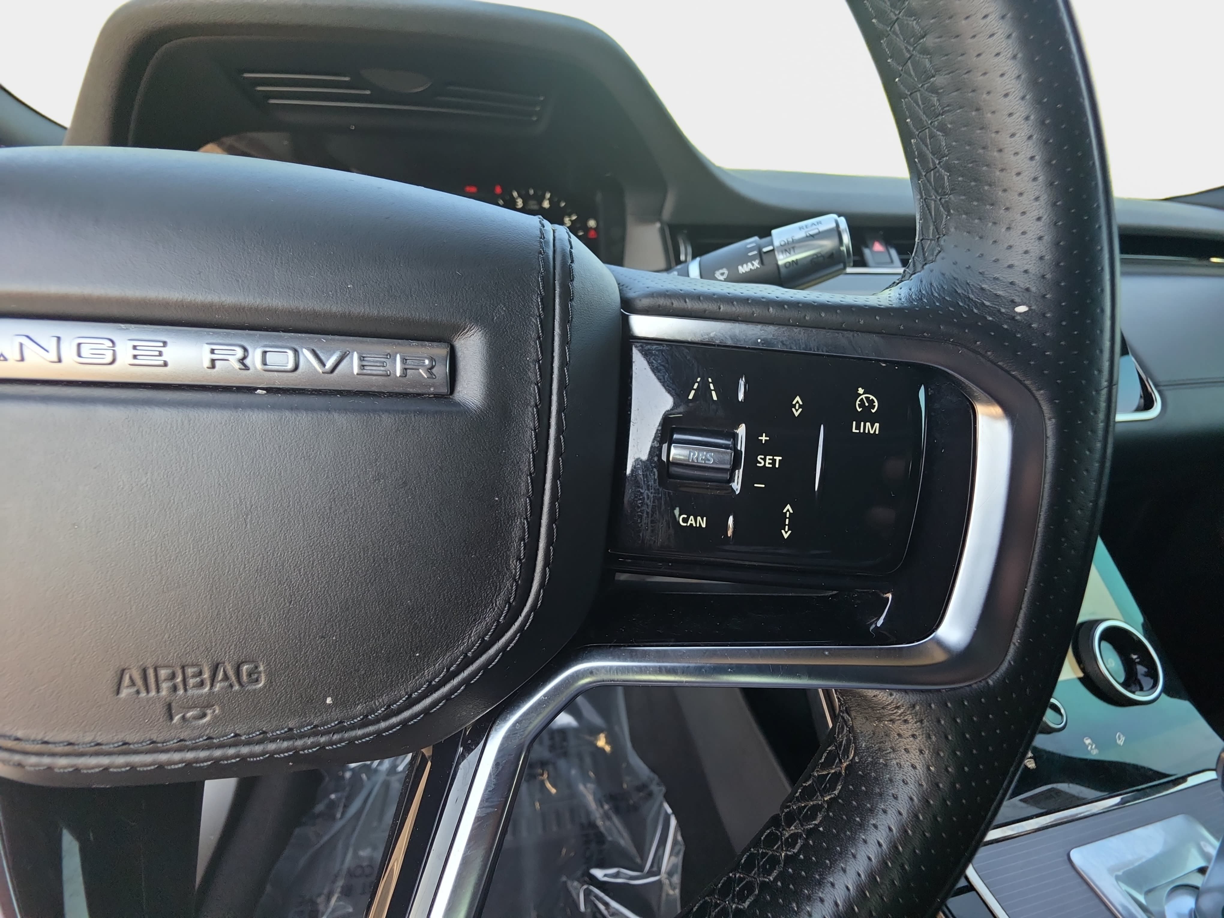 Used 2021 Land Rover Range Rover Evoque R-Dynamic HSE AWD/4WD image 18
