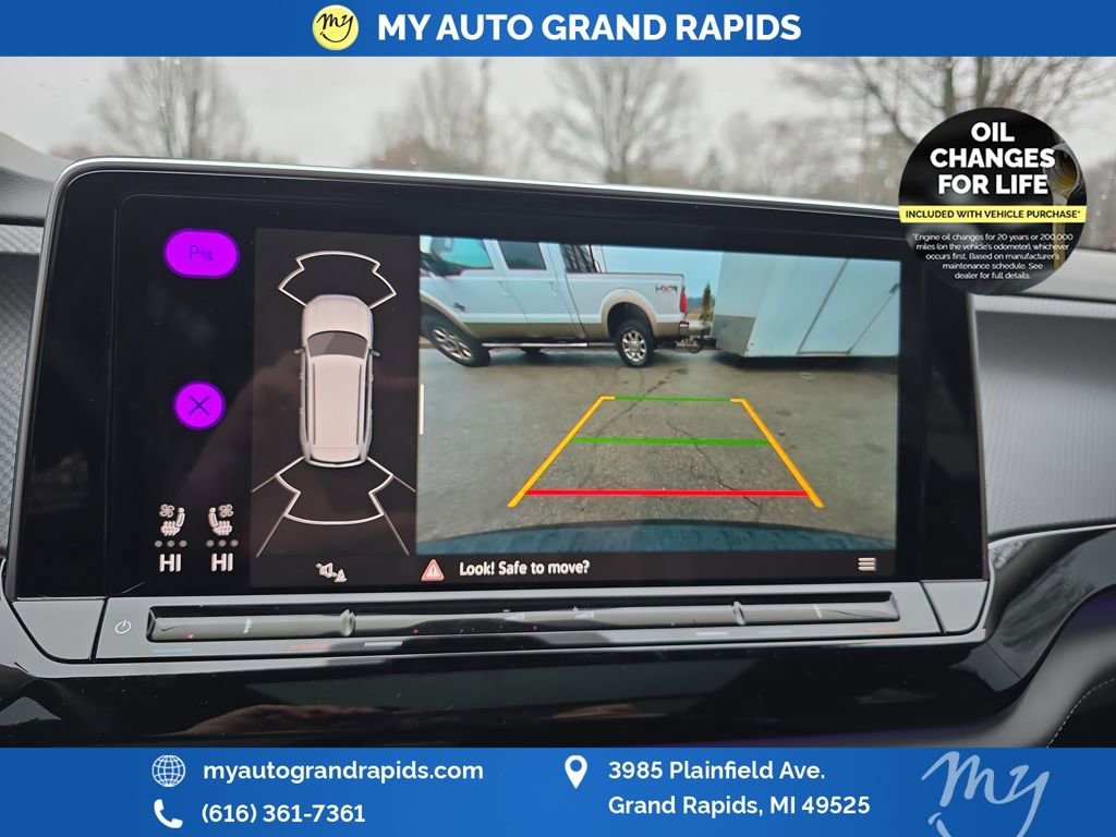 Used 2024 Volkswagen Atlas Peak Edition SE image 19