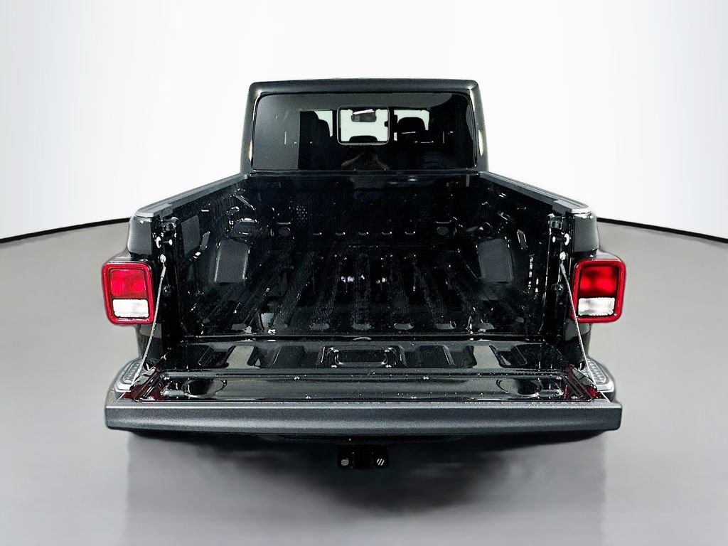 New 2025 Jeep Gladiator Sport w/ Premium Package image 16