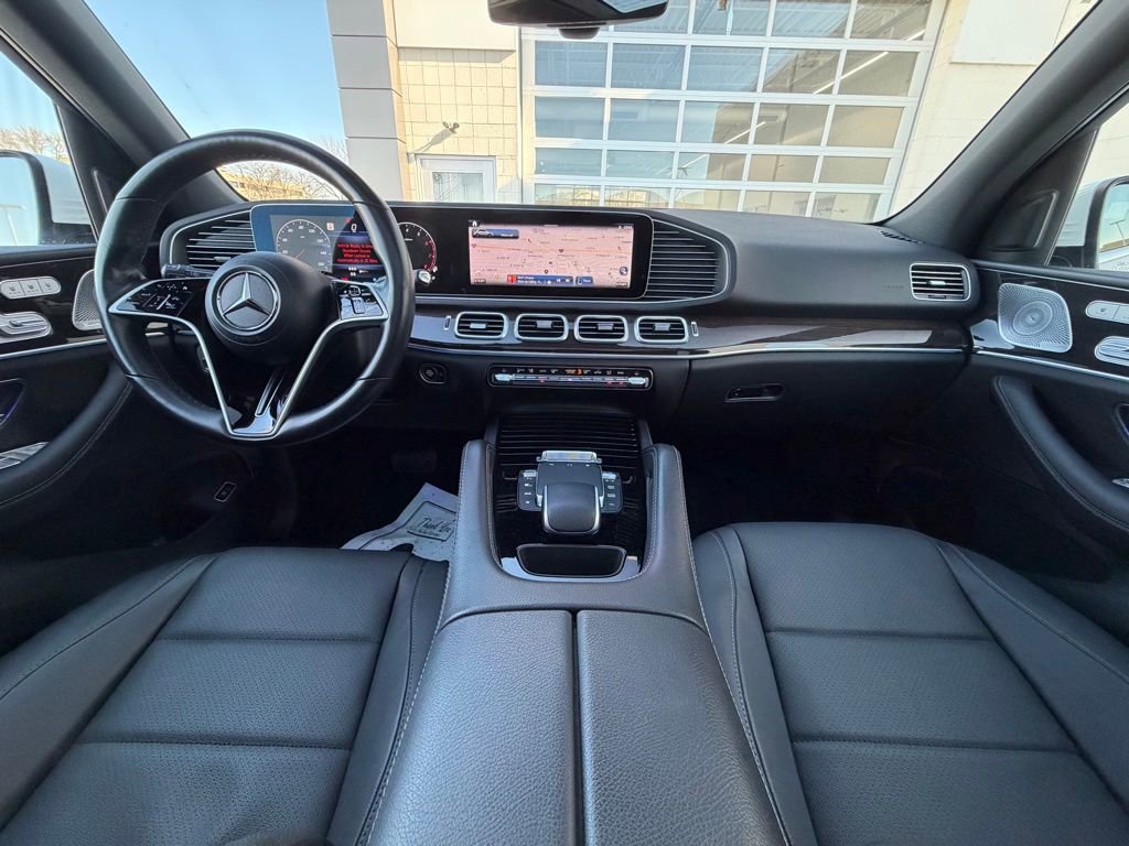 Used 2024 Mercedes-Benz GLE 350 4MATIC w/ 3rd Row Seat Package image 13