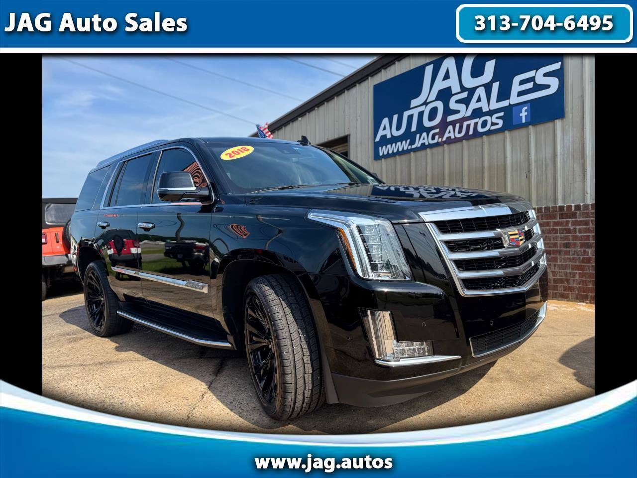Used 2018 Cadillac Escalade Luxury RWD image 1