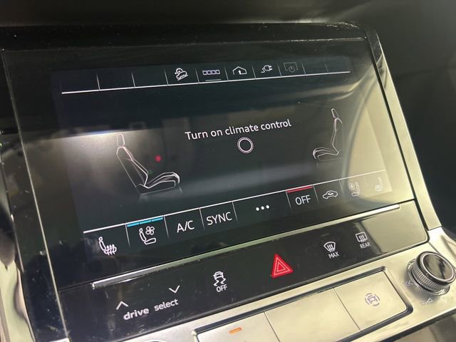 Used 2024 Audi Q8 e-tron Premium Plus w/ Premium Plus Package image 29