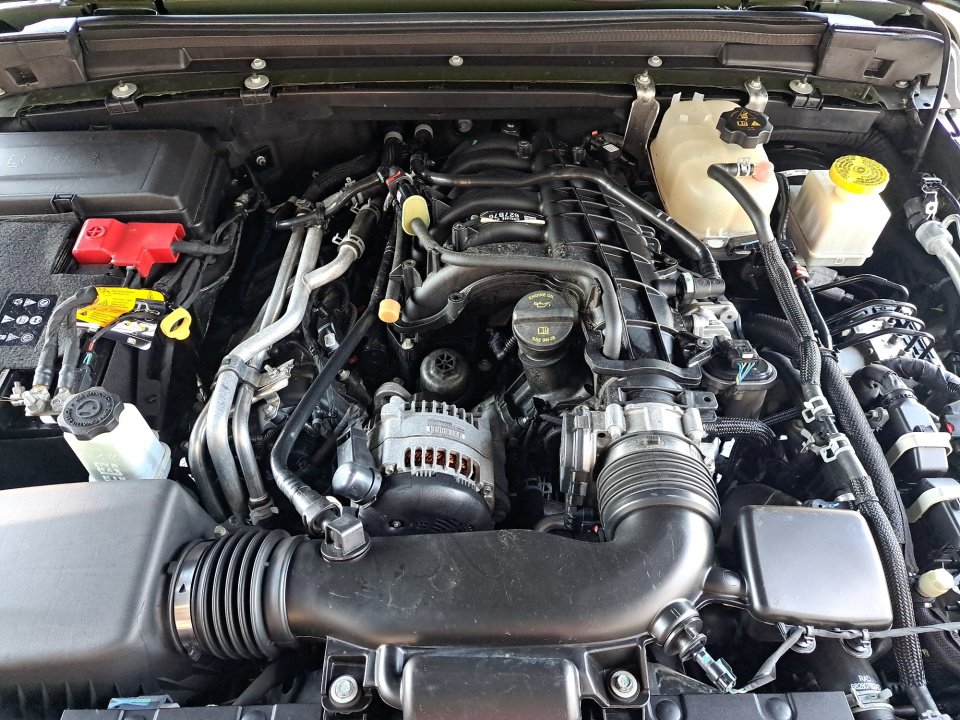 Used 2023 Jeep Gladiator Sport AWD/4WD image 28