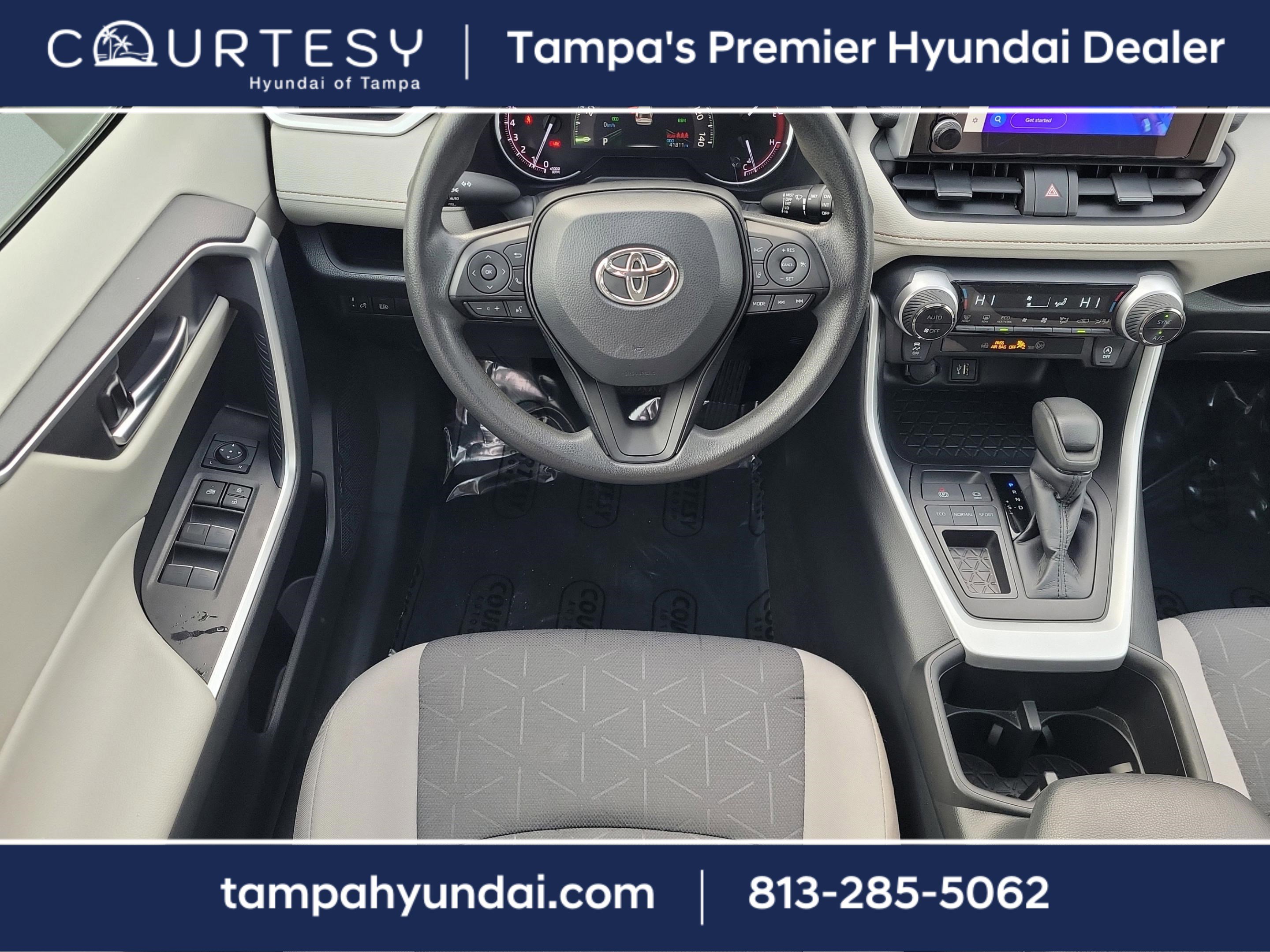 Used 2024 Toyota RAV4 XLE image 16