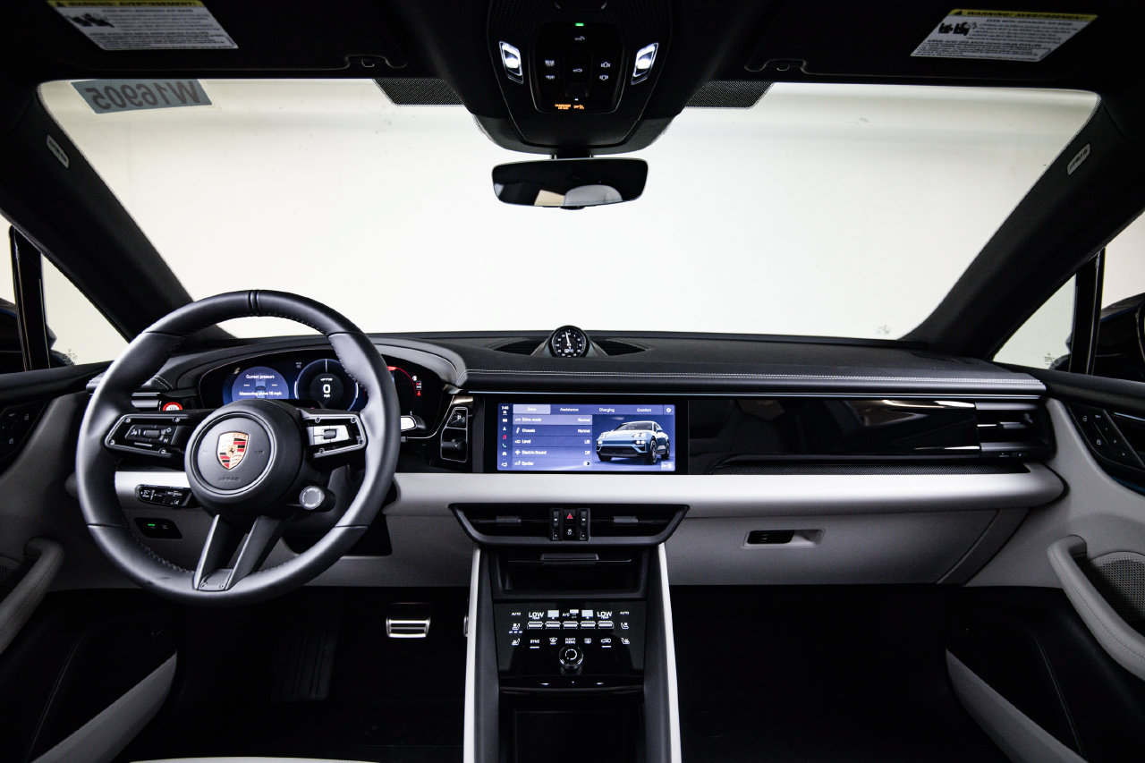 New 2026 Porsche Macan GTS Electric AWD/4WD image 25
