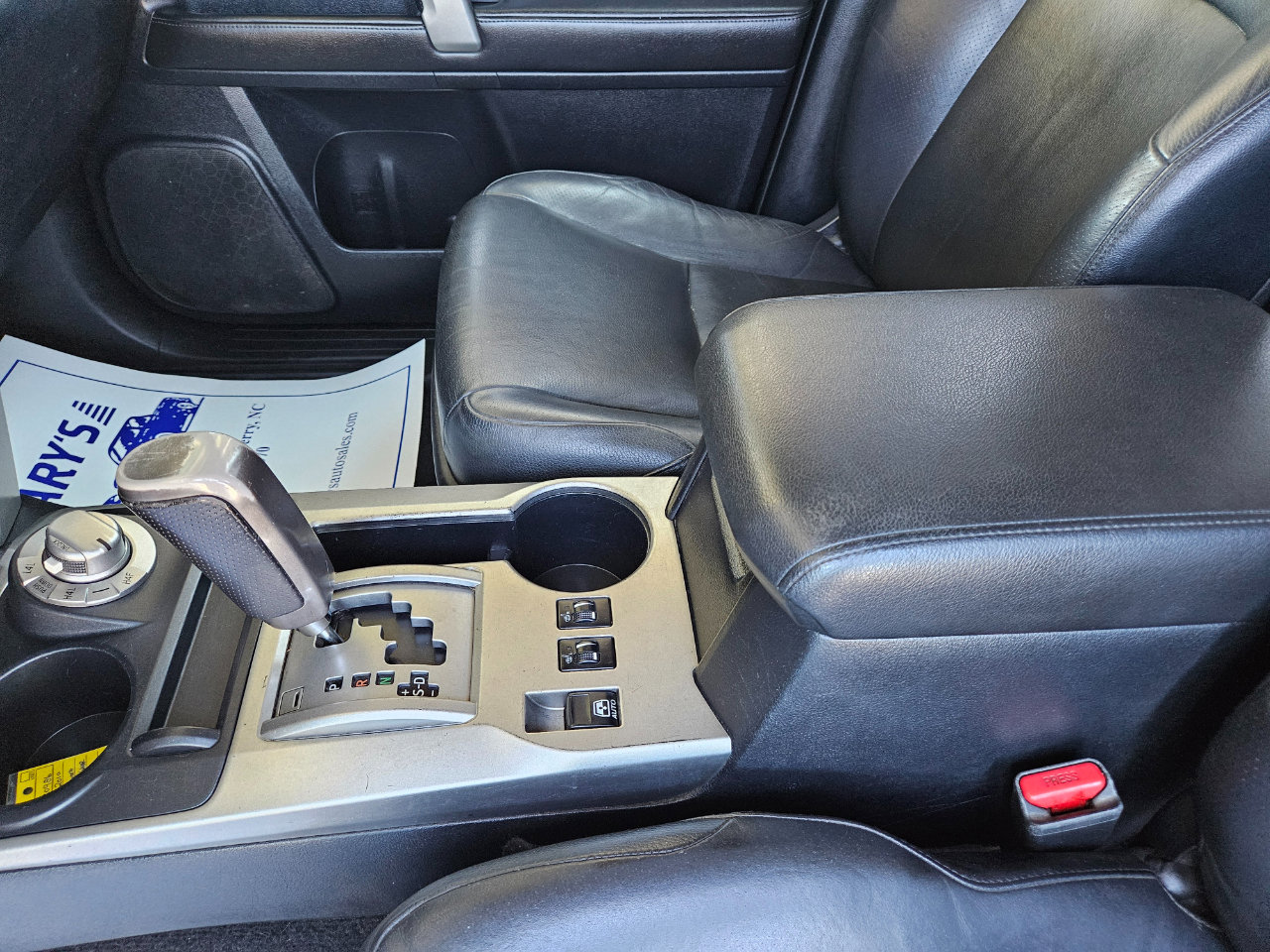 Used 2010 Toyota 4Runner Limited image 13