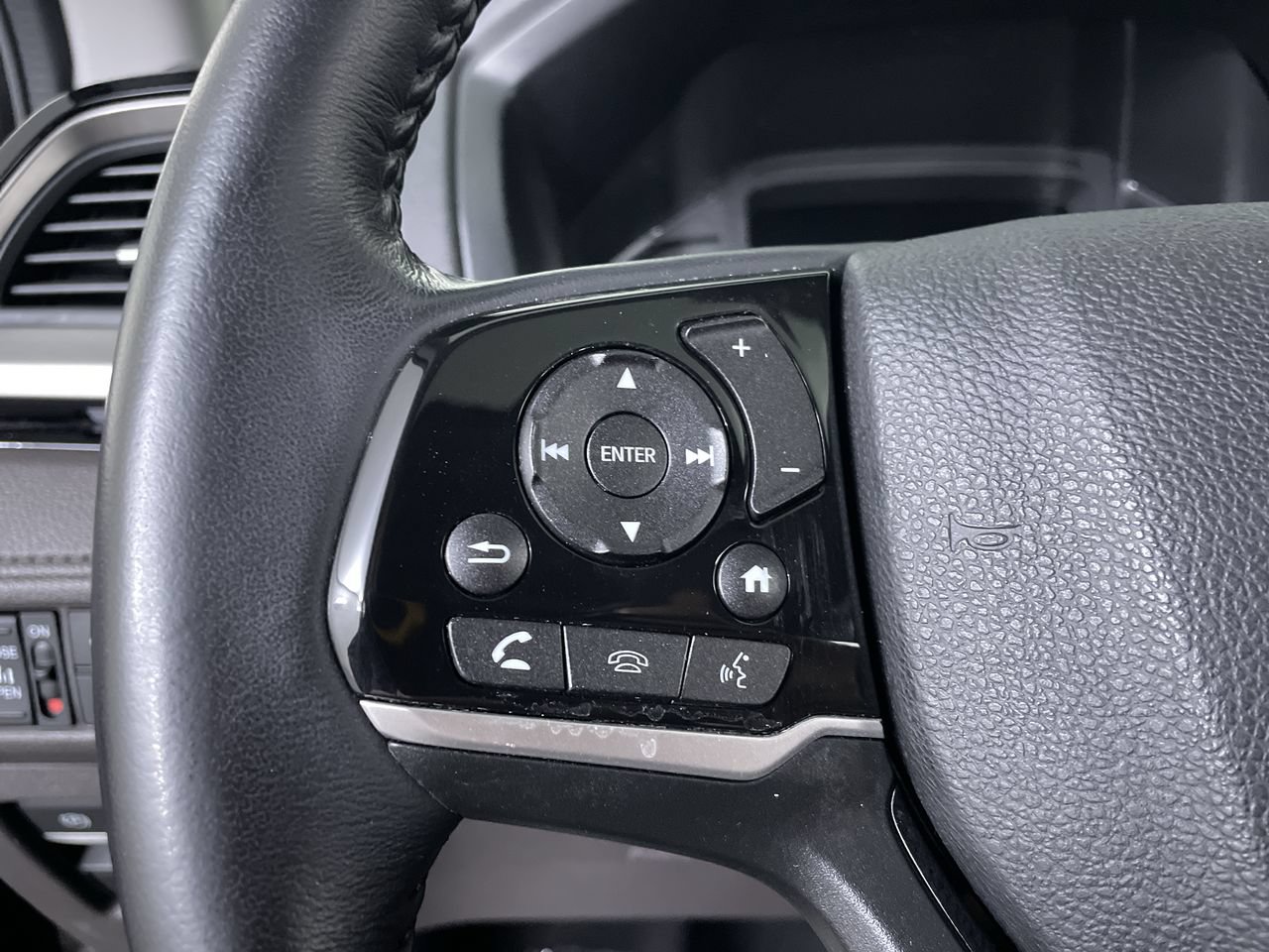 Used 2023 Honda Odyssey Touring image 26