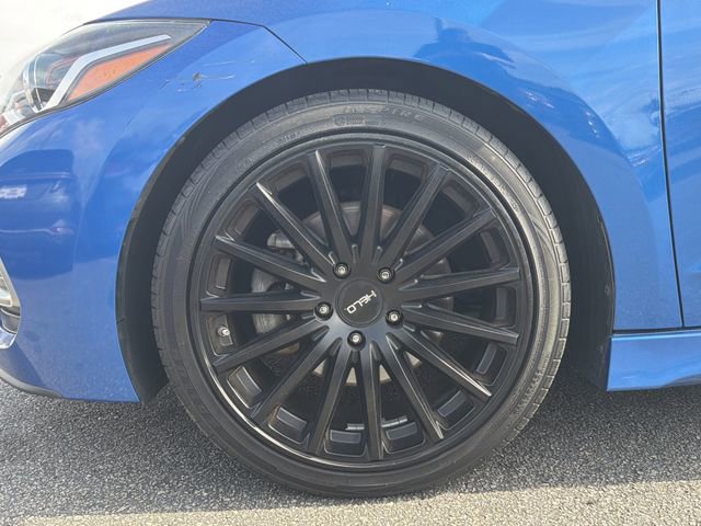 Used 2018 Hyundai Elantra Sport image 11