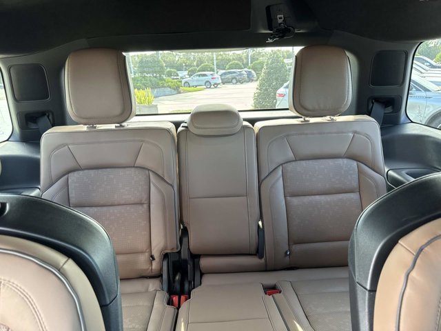 New 2025 Lincoln Navigator Black Label image 23