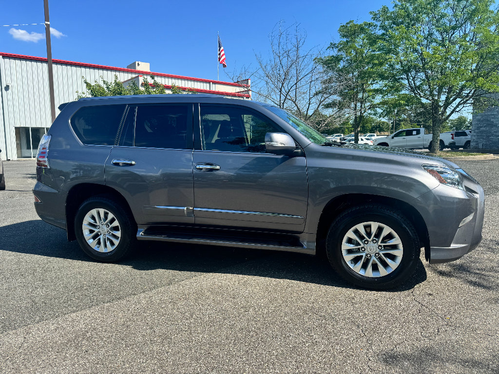 Used 2018 Lexus GX 460 Premium w/ Premium Package AWD/4WD image 1