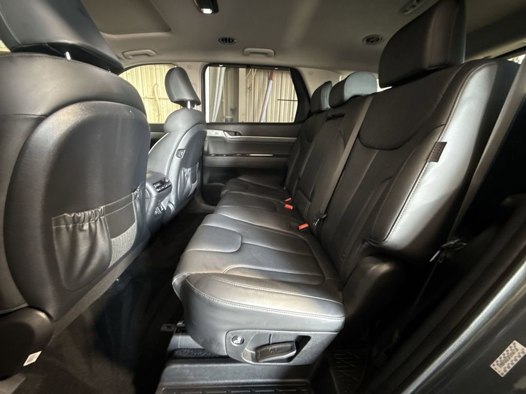 Used 2023 Hyundai Palisade SEL w/ Cargo Package image 24