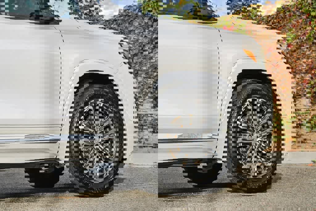 Used 2020 GMC Terrain Denali w/ Denali Premium Package image 11