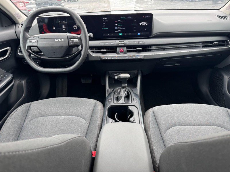 Used 2025 Kia K4 FWD image 11