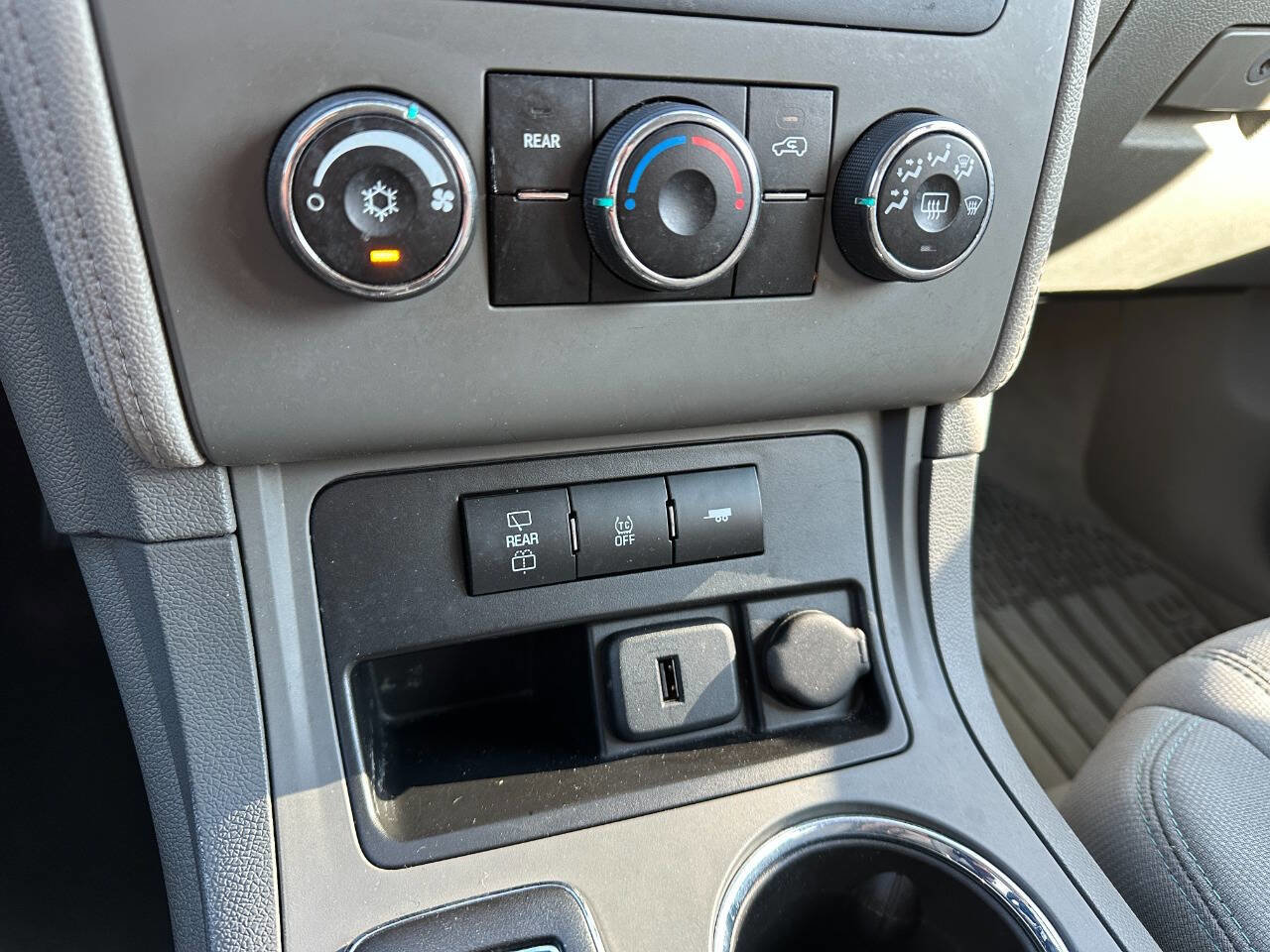 Used 2016 Chevrolet Traverse LS image 52