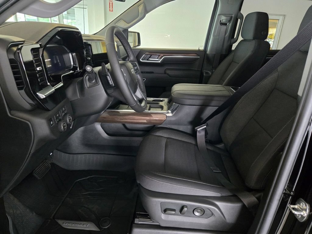 New 2026 Chevrolet Silverado 1500 RST w/ Convenience Package II AWD/4WD image 20