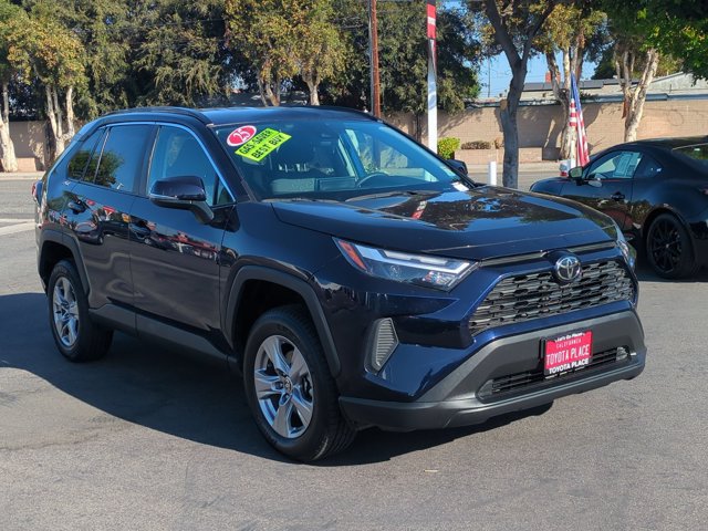 Used 2025 Toyota RAV4 XLE AWD/4WD image 3