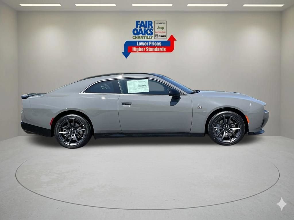 New 2026 Dodge Charger Scat Pack w/ Blacktop Package AWD/4WD image 5