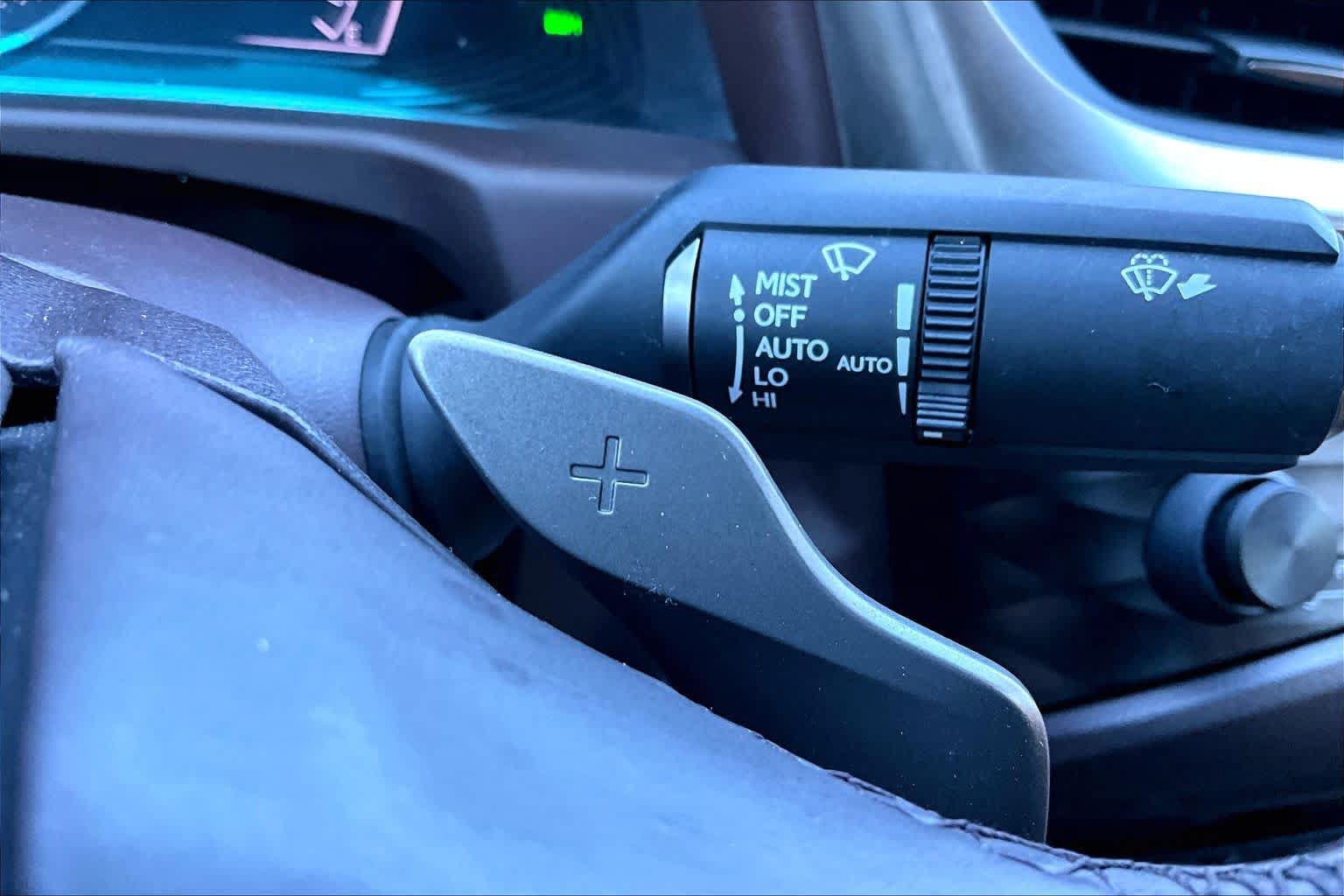 Used 2020 Lexus ES 350 w/ Premium Package FWD image 34