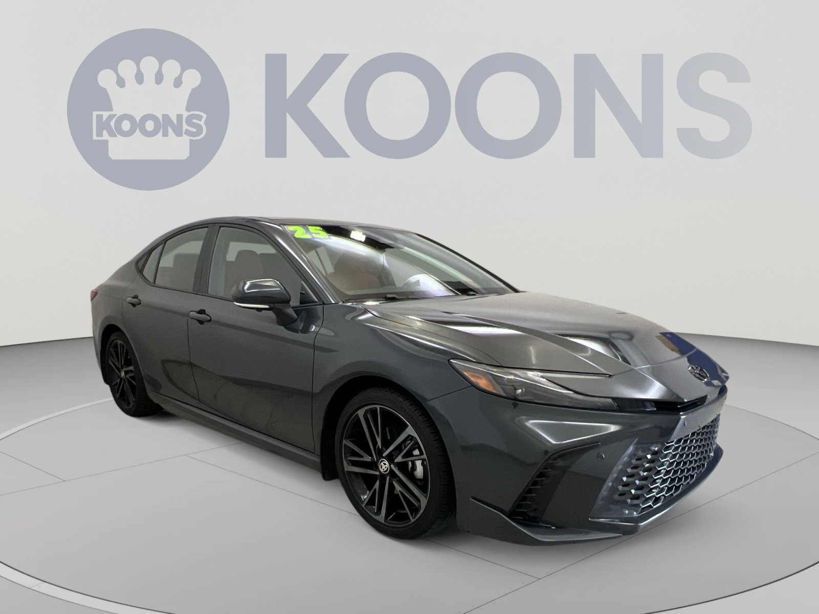 Used 2025 Toyota Camry XSE w/ Premium Plus Package FWD image 2