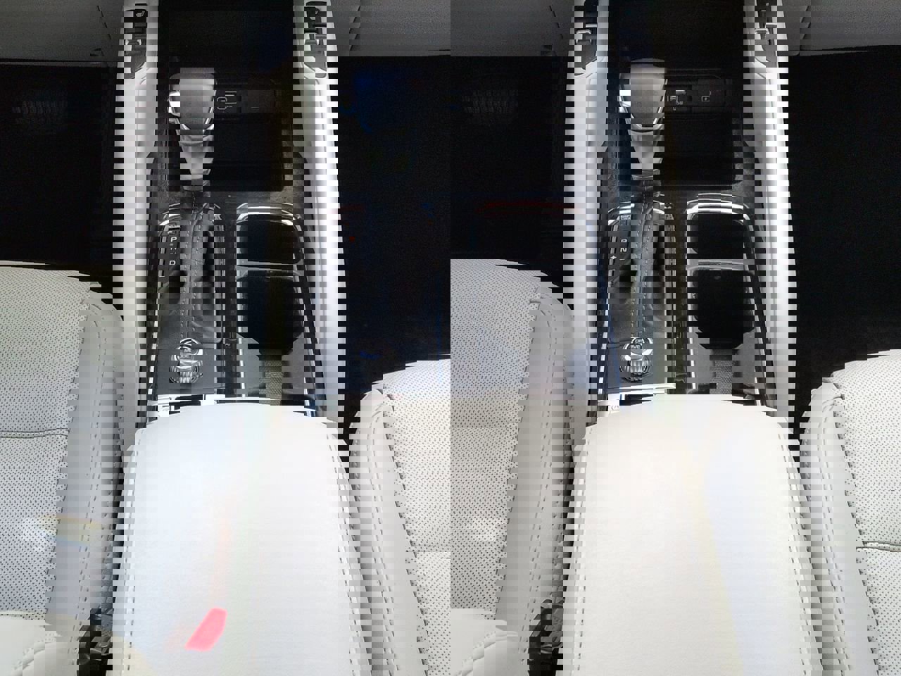 Used 2021 Kia Telluride S FWD image 19