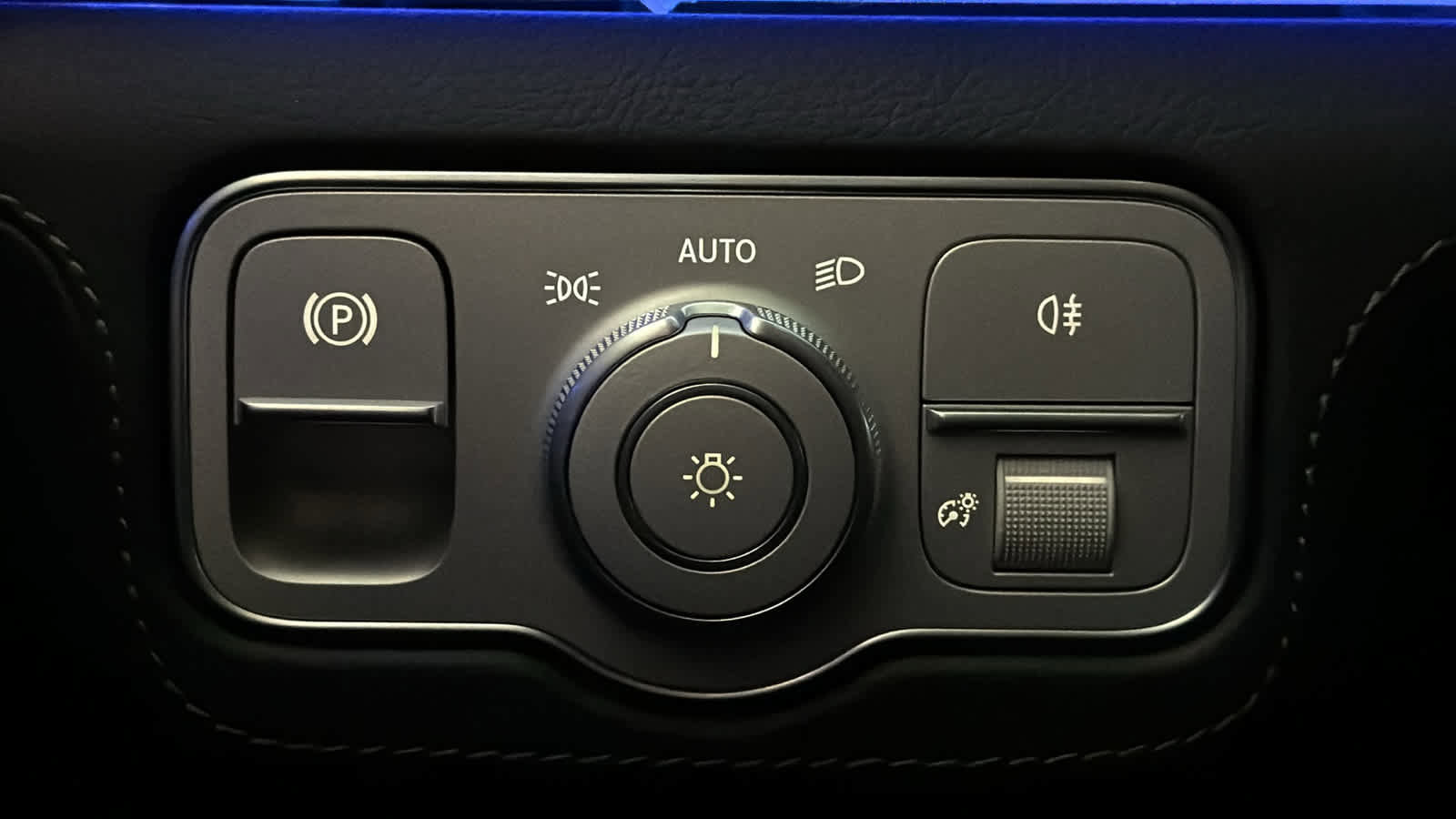 New 2026 Mercedes-Benz GLE 450 4MATIC image 18