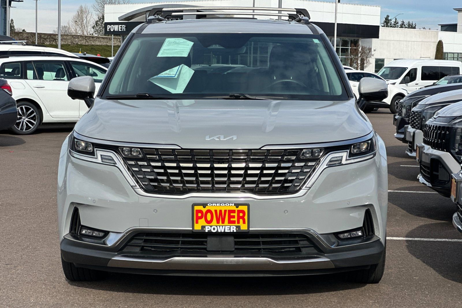 Used 2023 Kia Carnival SX Prestige FWD image 9