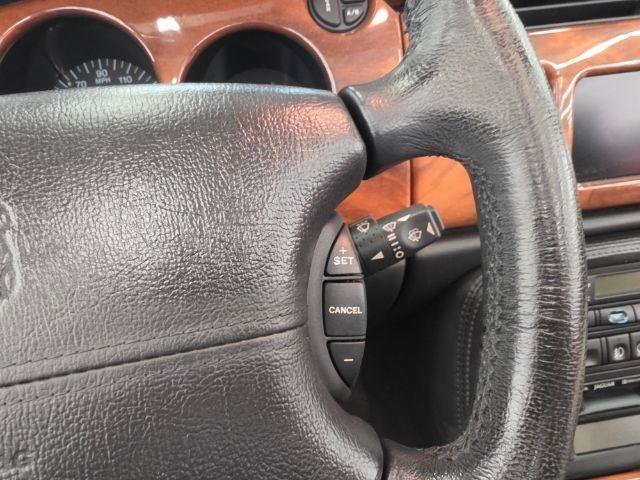 Used 2001 Jaguar XKR Convertible RWD image 18