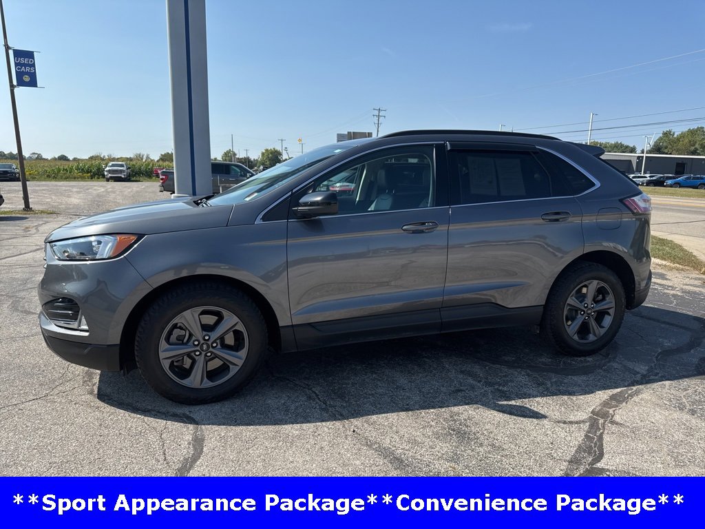 Used 2022 Ford Edge SEL w/ Sport Appearance Package image 2