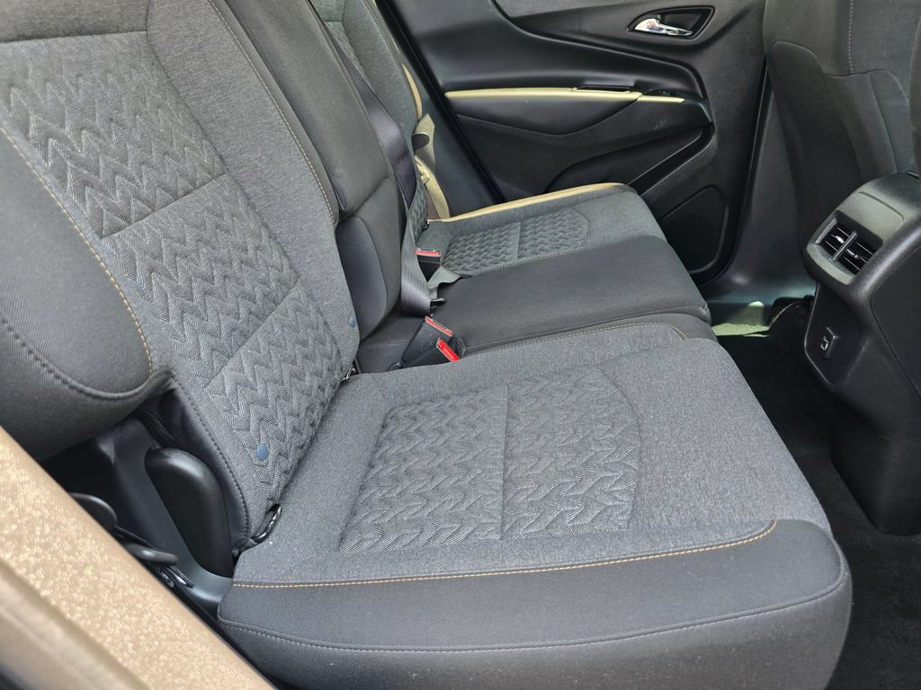 Used 2023 Chevrolet Equinox LT FWD image 13