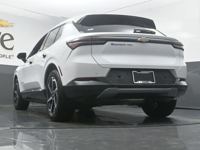 New 2025 Chevrolet Equinox EV LT image 32