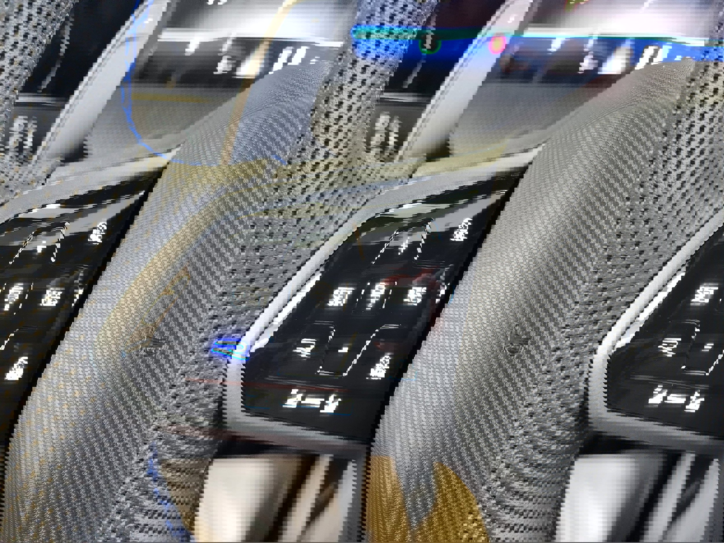 New 2026 Volkswagen Golf 2.0T image 18