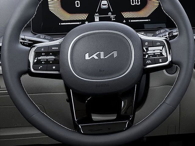 New 2025 Kia Sorento S w/ Panoramic Sunroof Package image 33