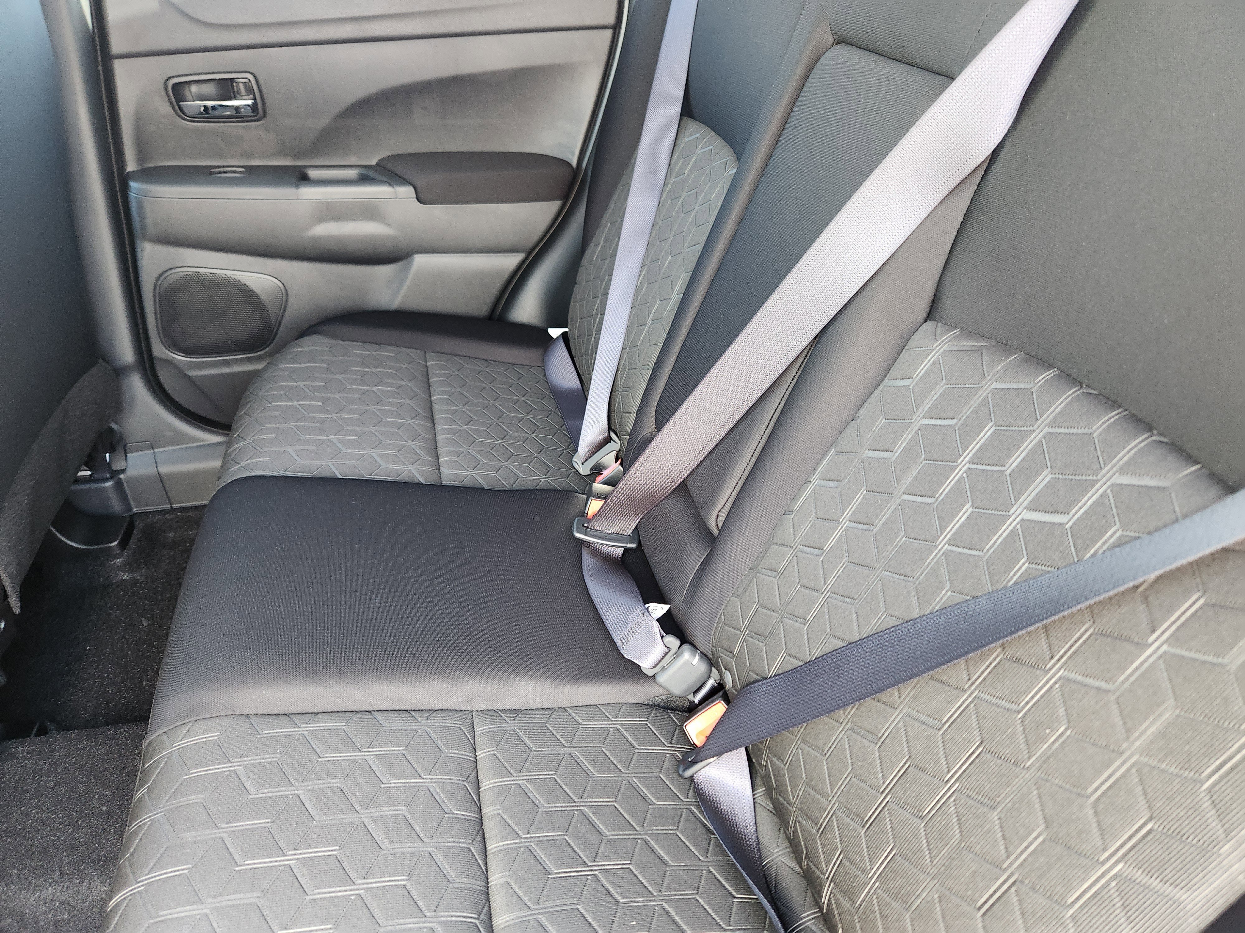 New 2025 Mitsubishi Outlander Sport ES image 19