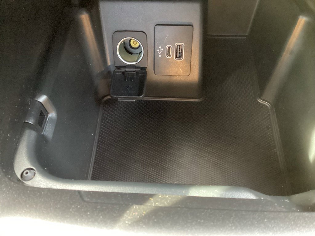 Used 2025 Ford Explorer Active RWD image 22
