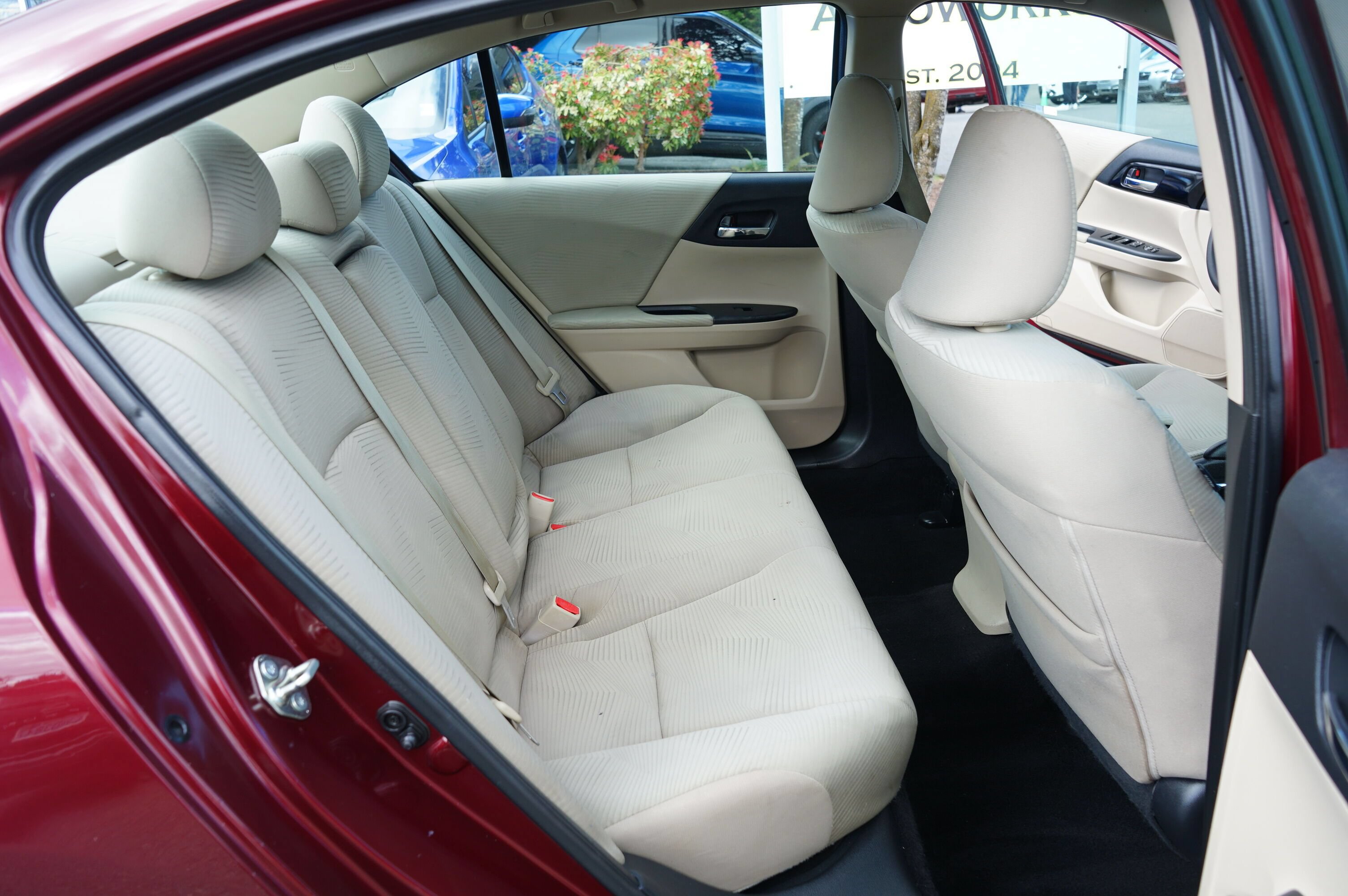 Used 2017 Honda Accord LX image 12