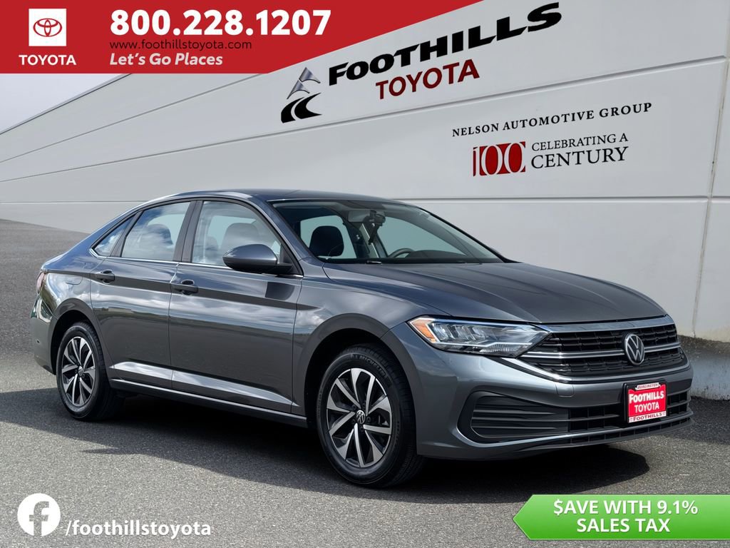 Used 2022 Volkswagen Jetta S image 1