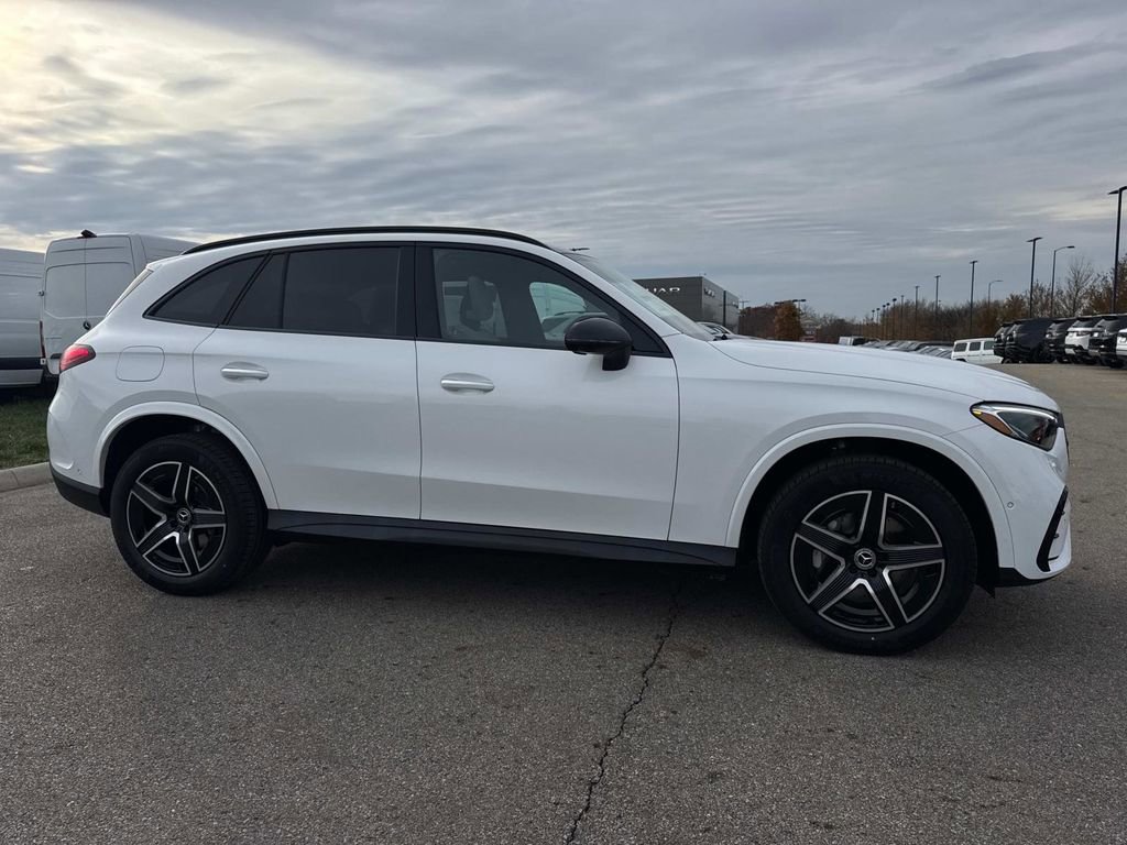 New 2026 Mercedes-Benz GLC 300 4MATIC image 8