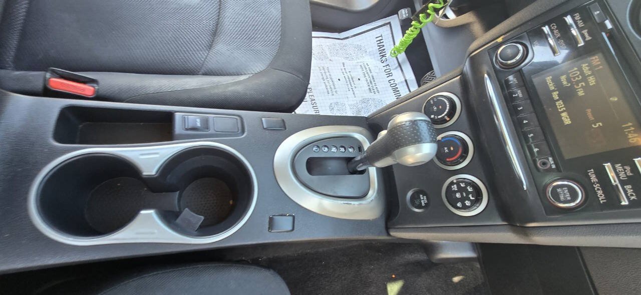 Used 2014 Nissan Rogue S w/ Convenience Package FWD image 32