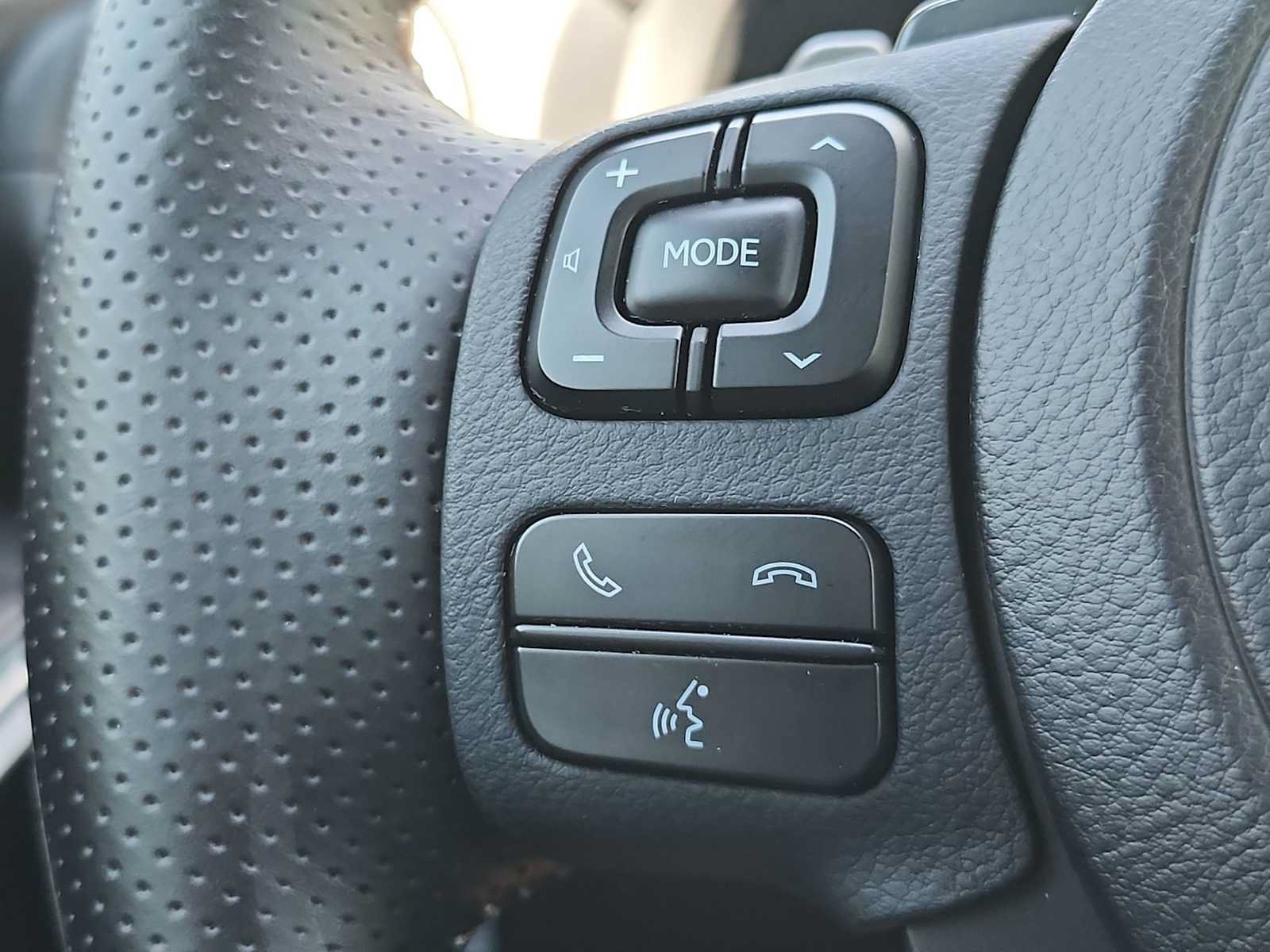 Used 2023 Lexus IS 500 RWD image 27