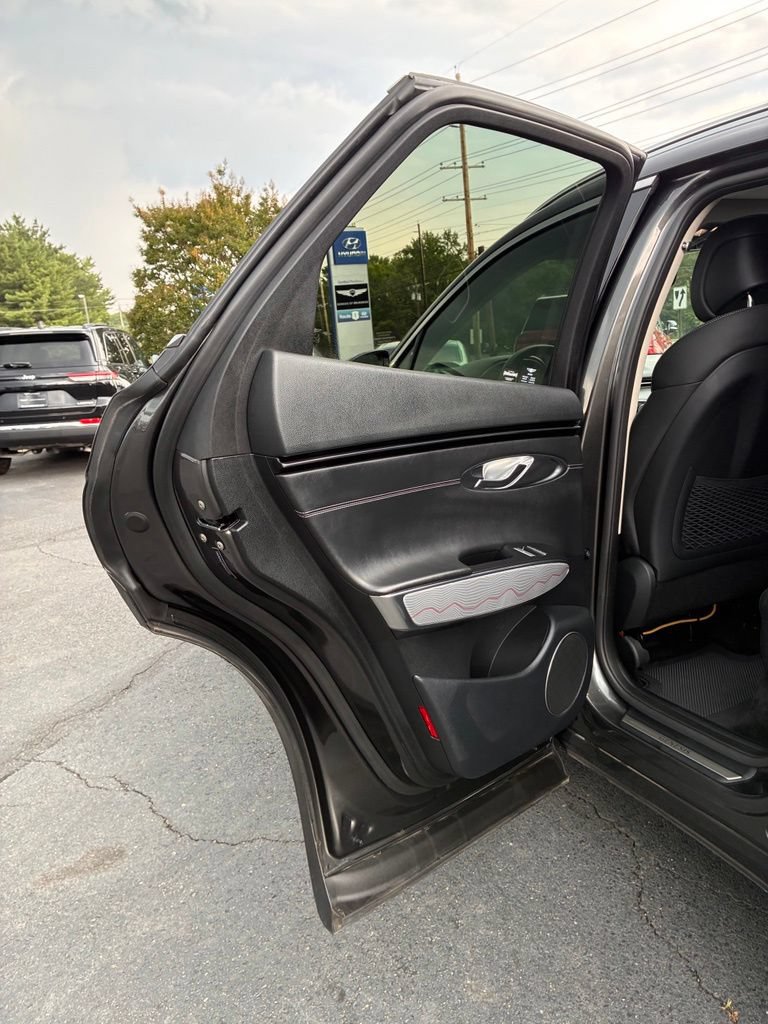 Used 2024 Genesis GV70 2.5T w/ Advanced Package AWD/4WD image 49